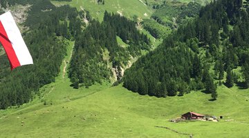 Auf Bernhards Gemstelhütte