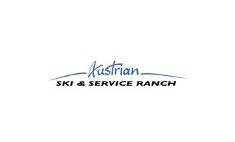 Das Logo der Austrian Ski & Service Ranch. Es zeigt den Namen in blauer und schwarzer Schrift, umgeben von einfachen Design-Elementen. | © Austrian Ski-& Service Ranch Logo