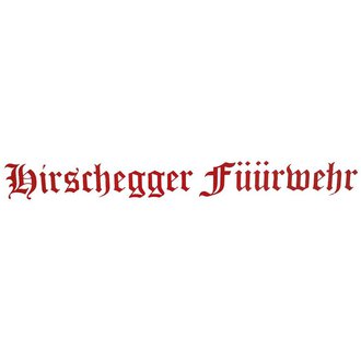 A sign with the inscription "Hirschegger Feuerwehr" in red letters. The letters are designed in a decorative font. | © Kleinwalsertal Tourismus | Feuerwehr Hirschegg