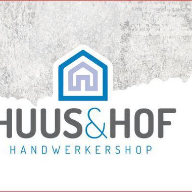 A logo for the craftsman shop "Huus & Hof". It features a stylized house and the name in clear font.