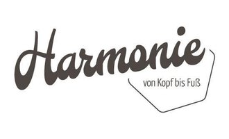 The image shows the word "Harmonie" in a stylish font. Below it is "von Kopf bis Fuß" in a simple font.